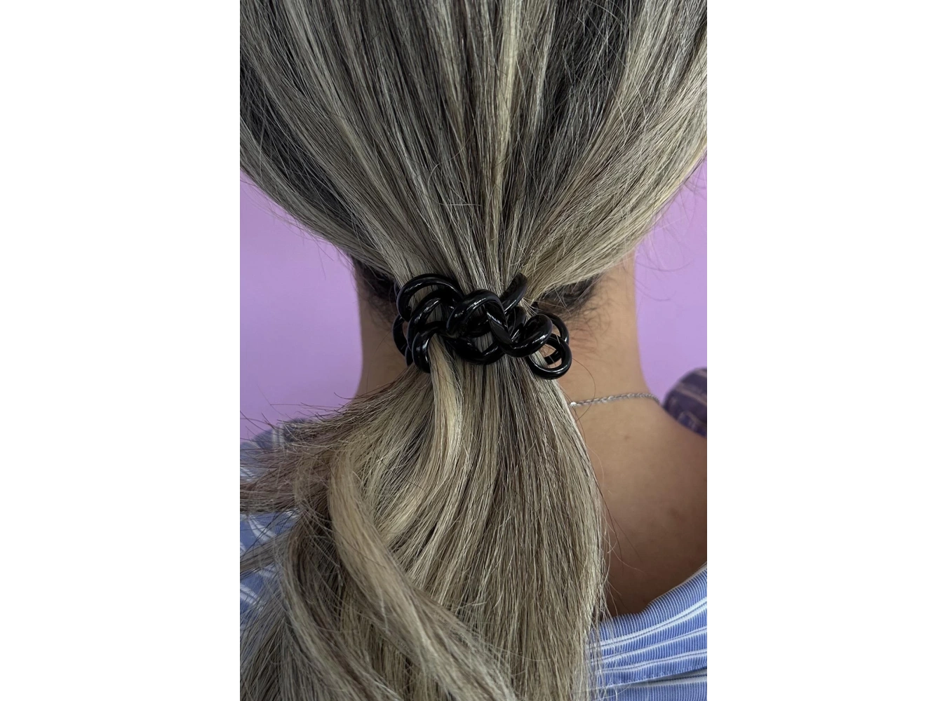 Siyah Renk Helezon Toka