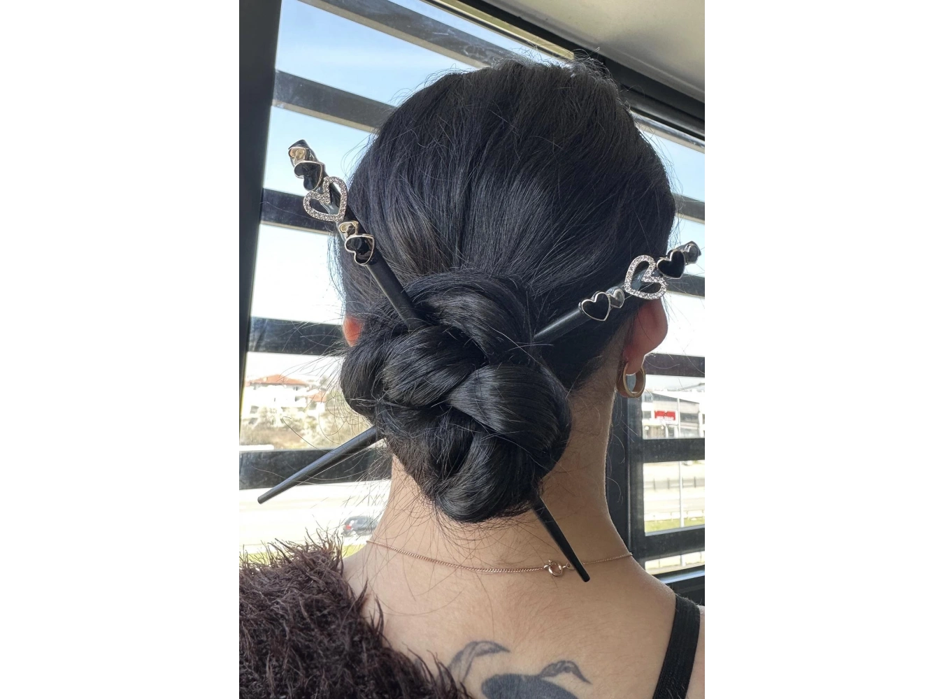 Siyah Renk Kalp Figürlü İkili Topuz Tokası/ Kalemi