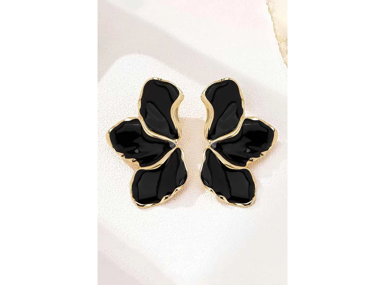 Siyah Renk Küpe (Çift)