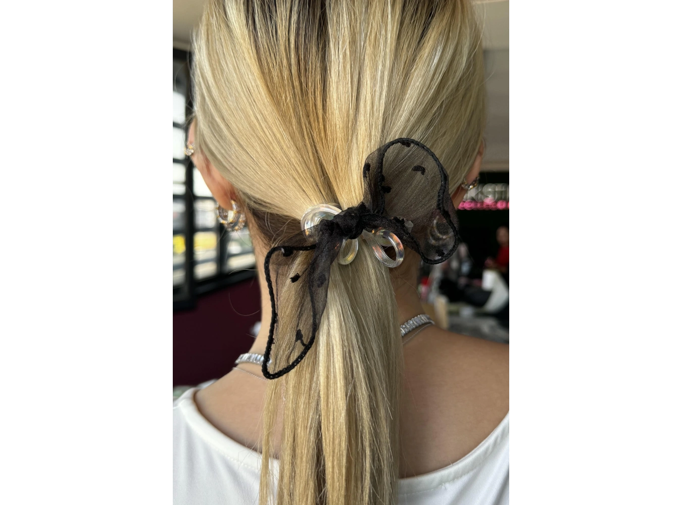 Siyah Renk Kurdele Figürlü Helezon Toka