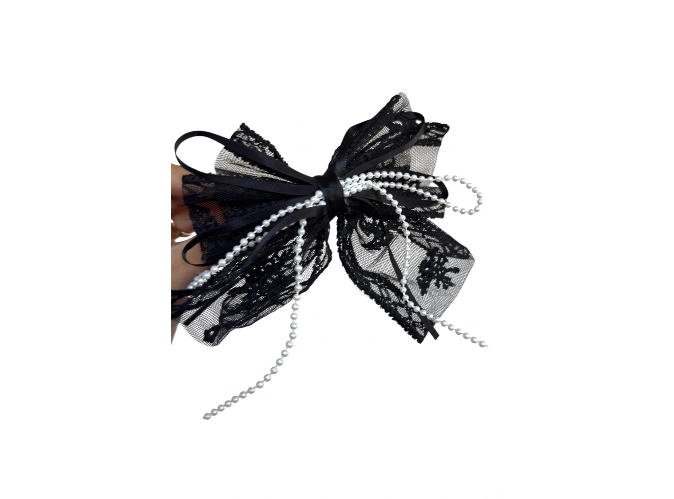 Siyah Renk Kurdele Figürlü İnci Detaylı Otomat Toka