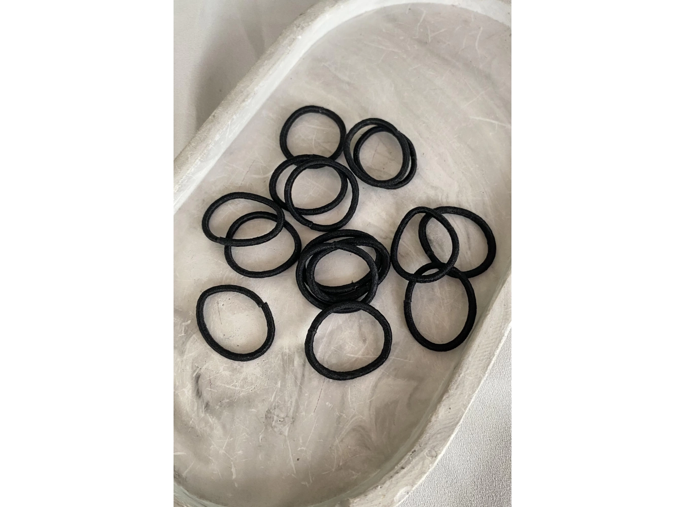 Siyah Renk Lastik Toka Set (Küçük Boy)