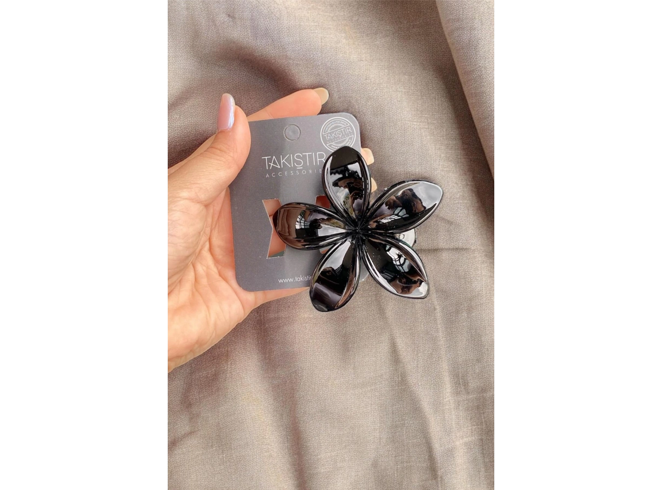 Siyah Renk Lotus Pens Toka