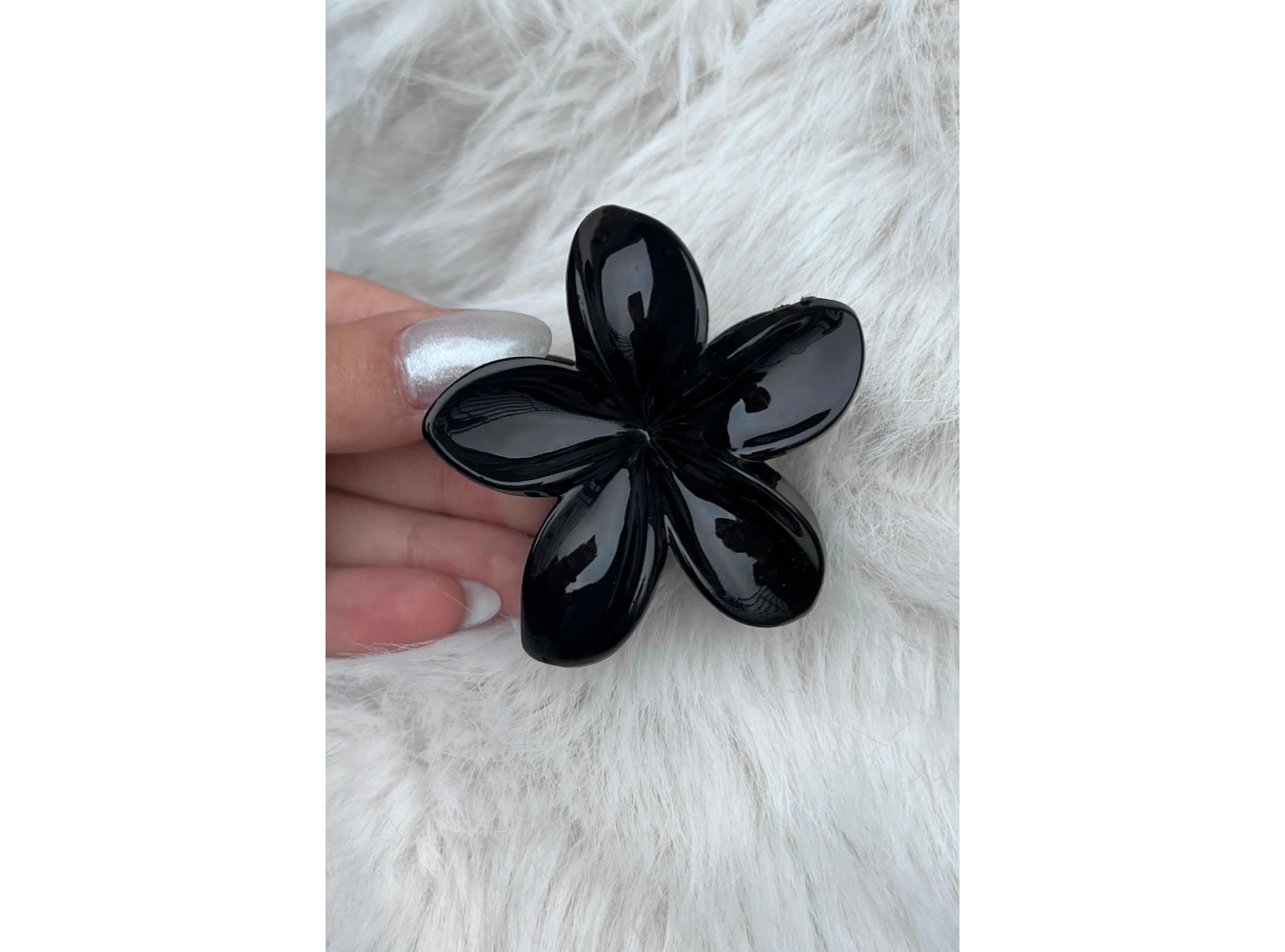 Siyah Renk Lotus Toka (Orta Boy)