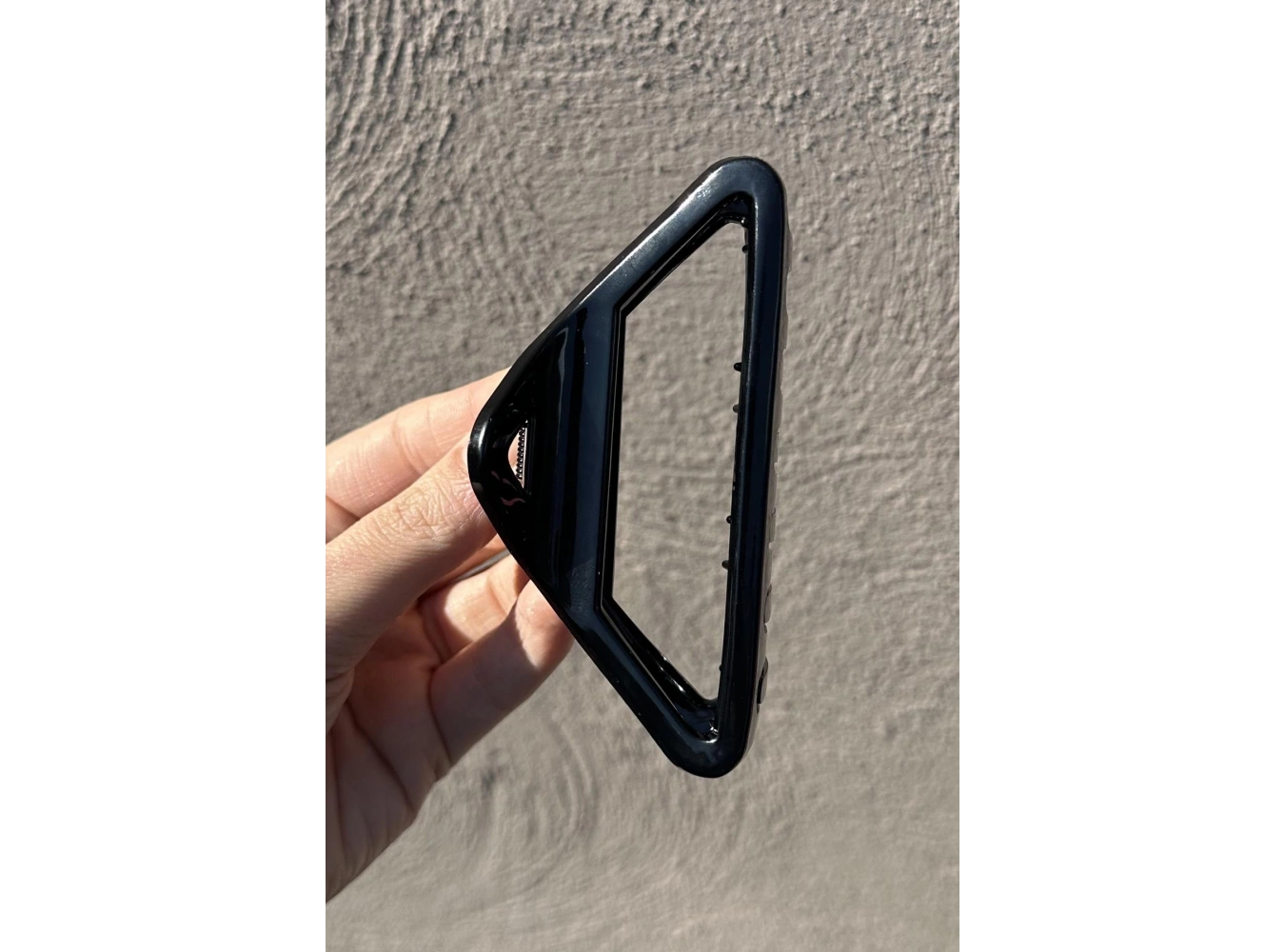 Siyah Renk Mandal Toka