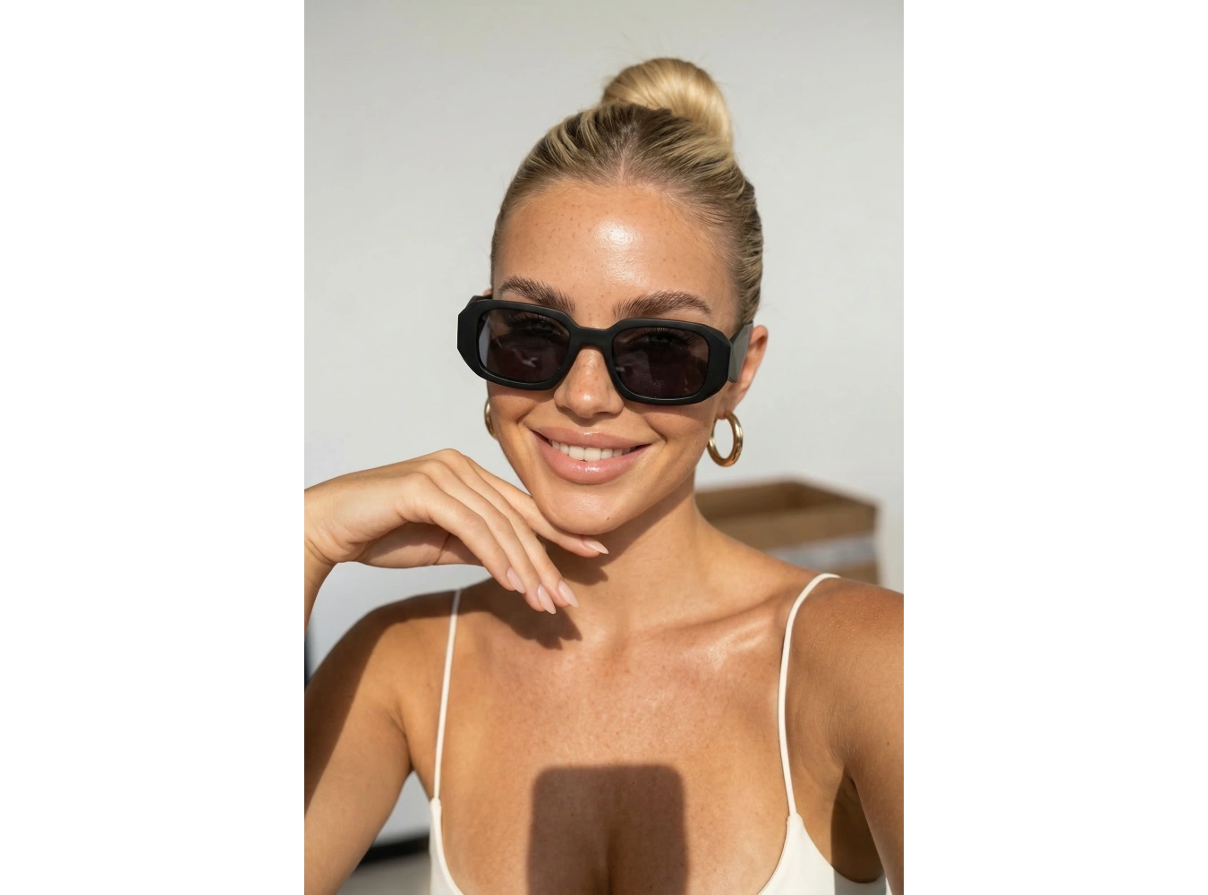 Siyah Renk Mat Kadın Güneş Gözlük