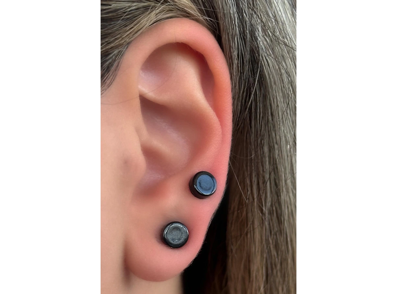 Siyah Renk Mıknatıslı Küpe (Çift)