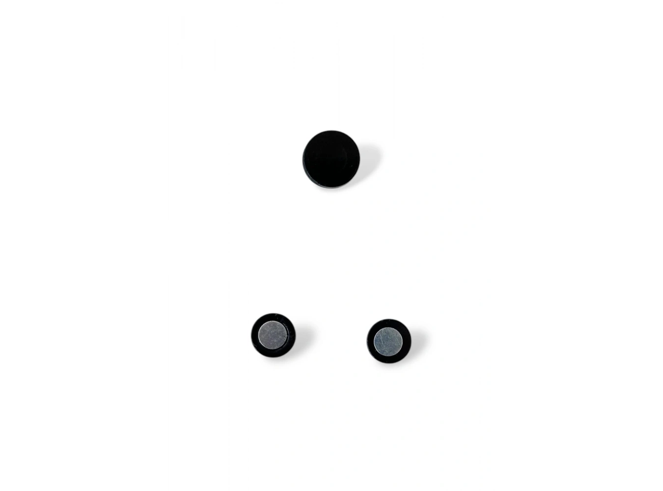 Siyah Renk Mıknatıslı Küpe (Çift)