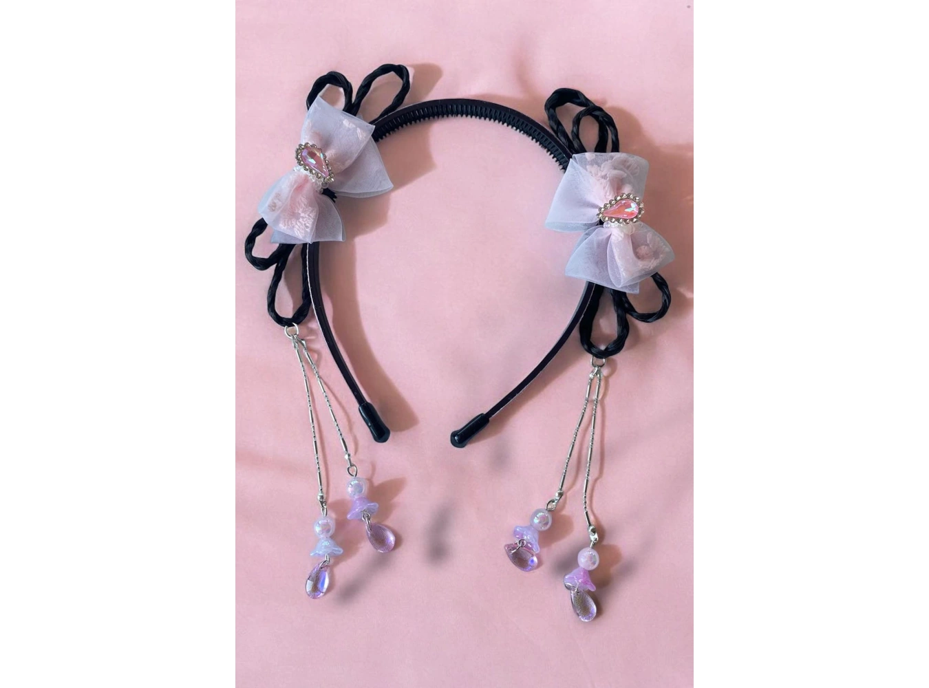 Siyah Renk Taş Detaylı Taç