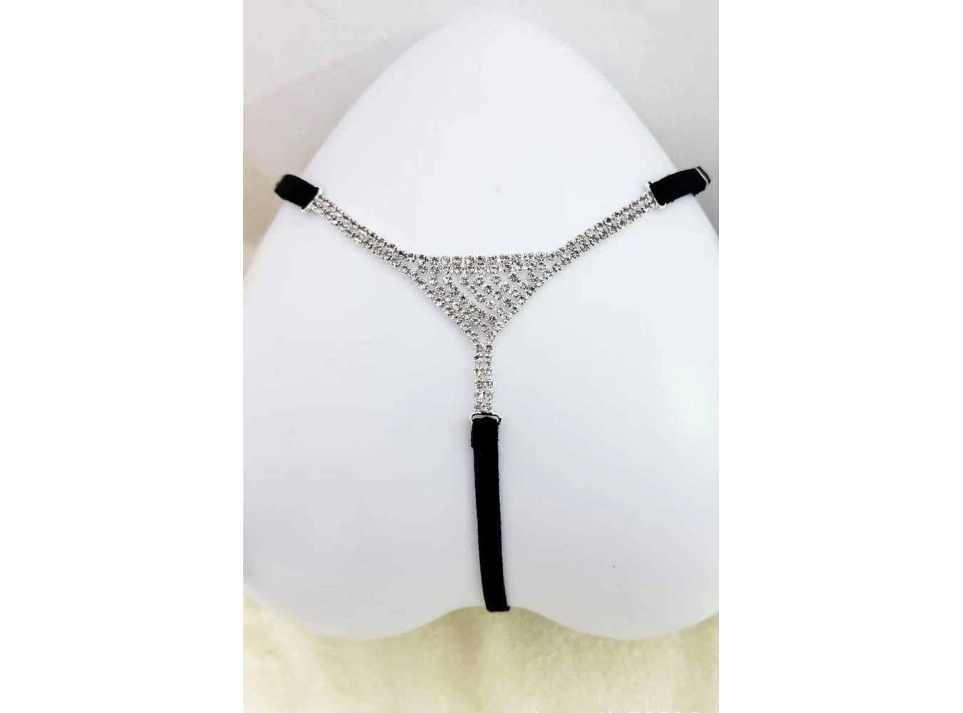 Siyah Renk Taş Detaylı Tanga