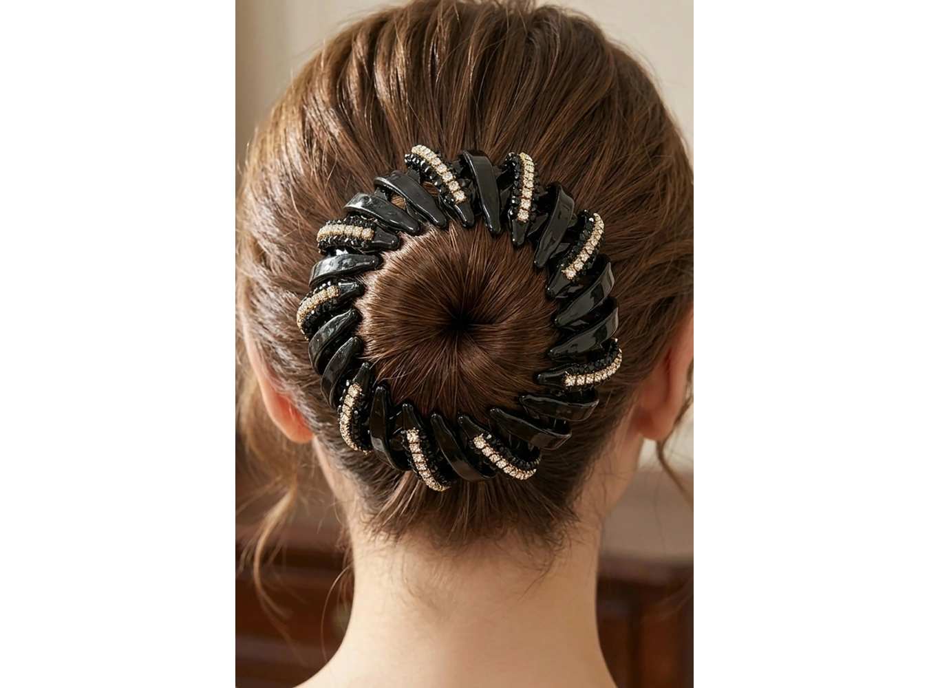 Siyah Renk Taş Detaylı Topuz Tokası