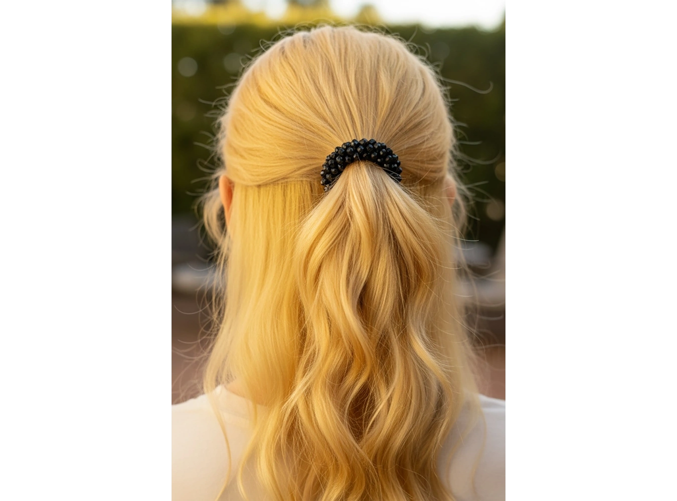 Siyah Renk Taşlı Lastik Toka