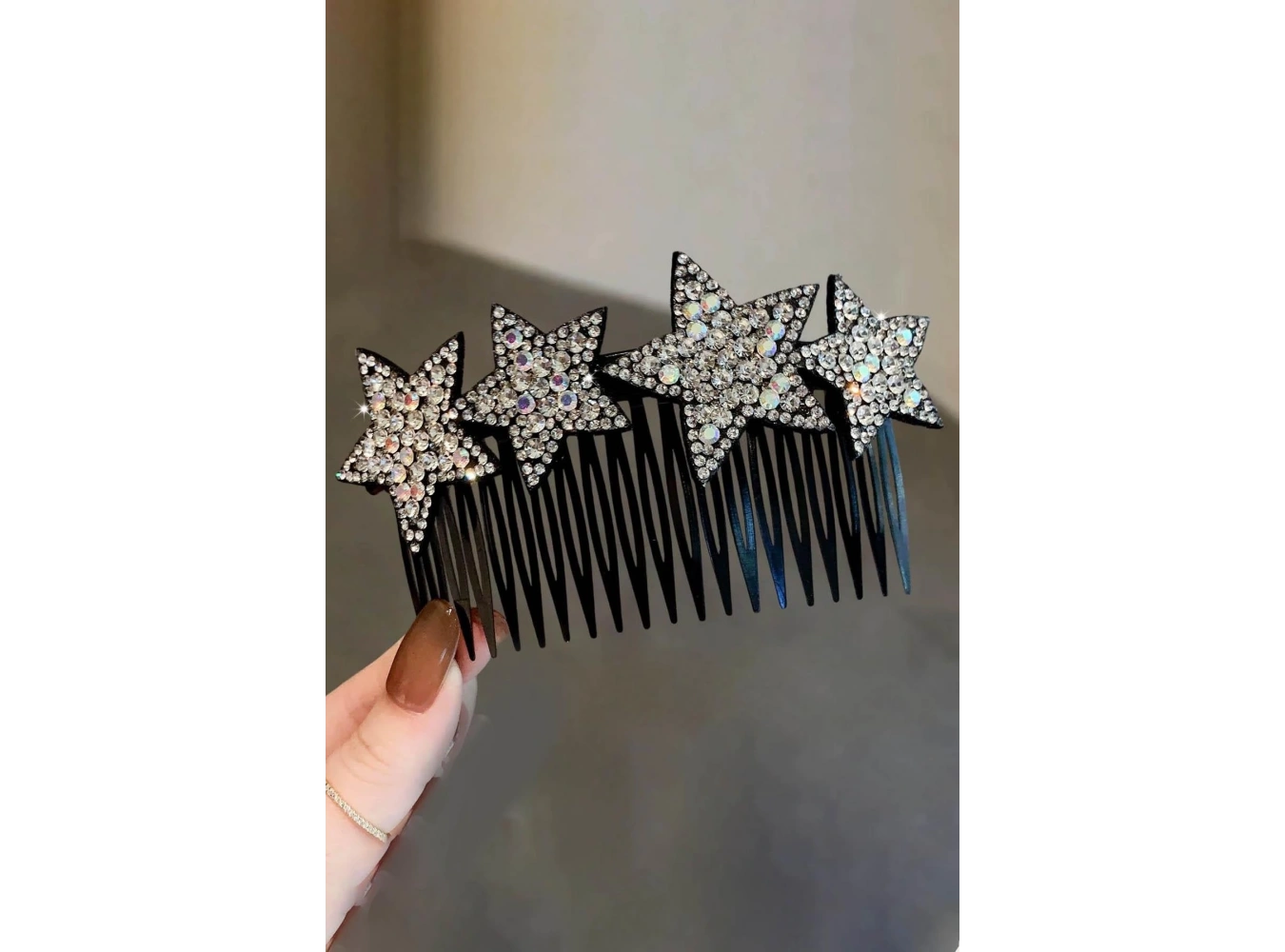 Siyah Renk Taşlı Tarak Yıldız Detaylı Toka