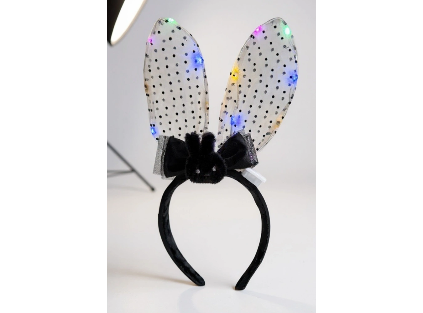 Siyah Renk Tavşan Figürlü Kulak Detaylı Işıklı Taç