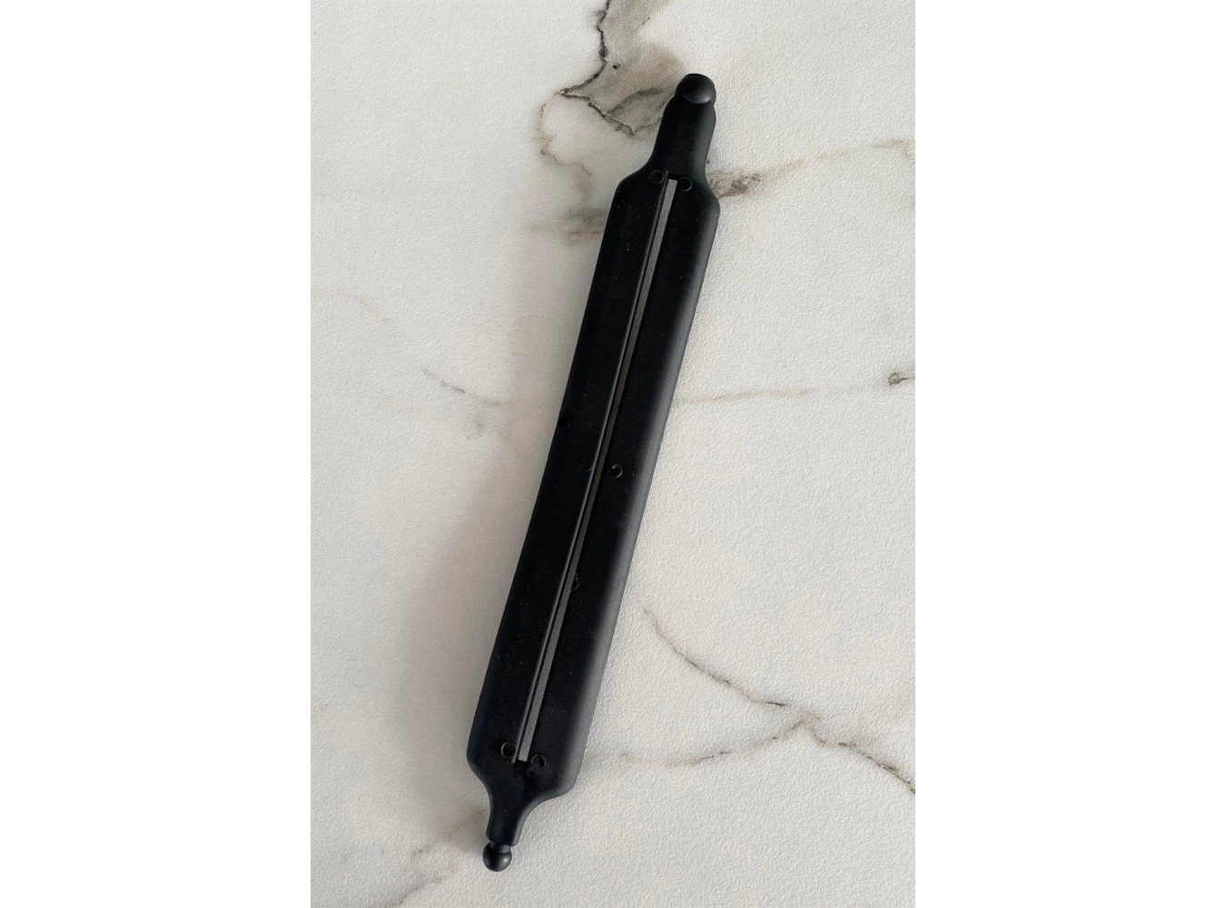 Siyah Renk Topuz Aparatı