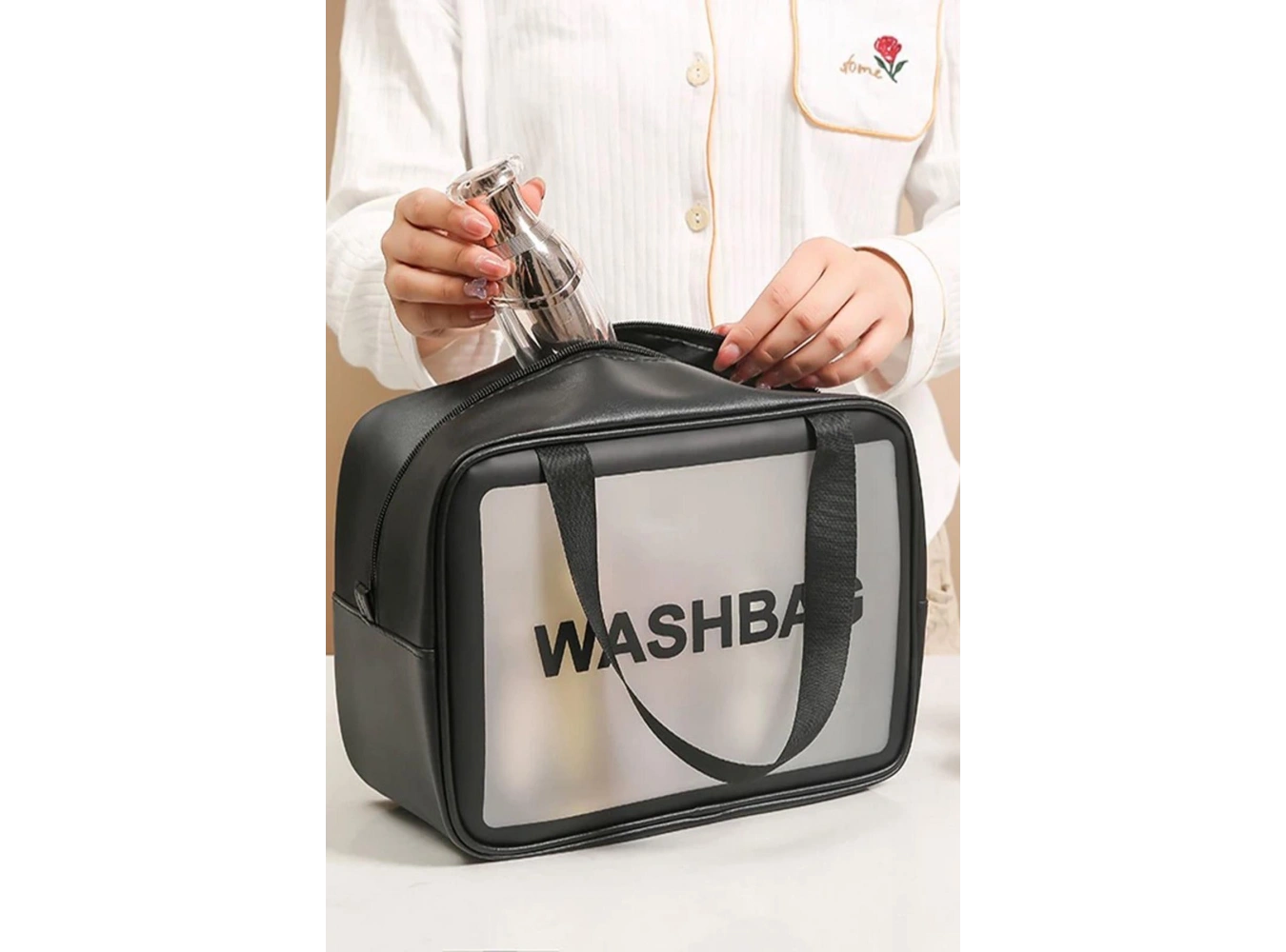 Siyah Renk Washbag Yazılı Su Geçirmez Büyük Boy Makyaj Çantası