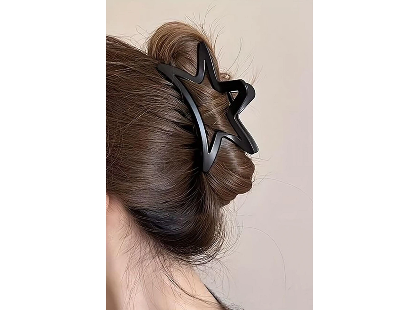 Siyah Renk Yıldız Figürlü Mandal Toka