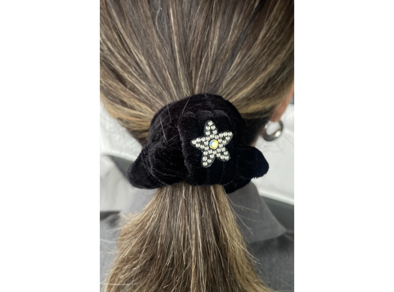 Siyah Renk Yıldız Figürlü Taşlı Simit Toka