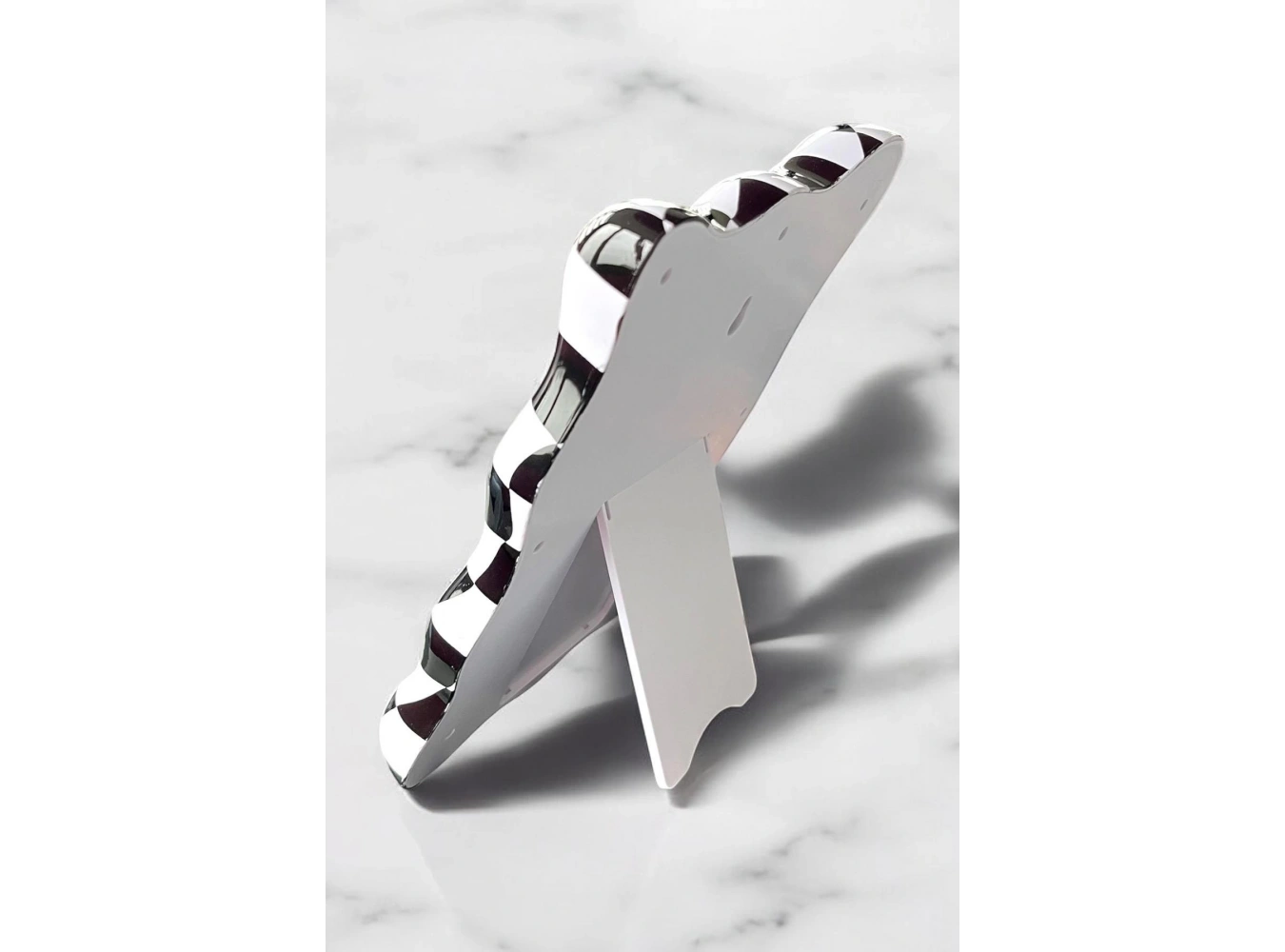 Siyah Ve Beyaz Renk Masa Aynası