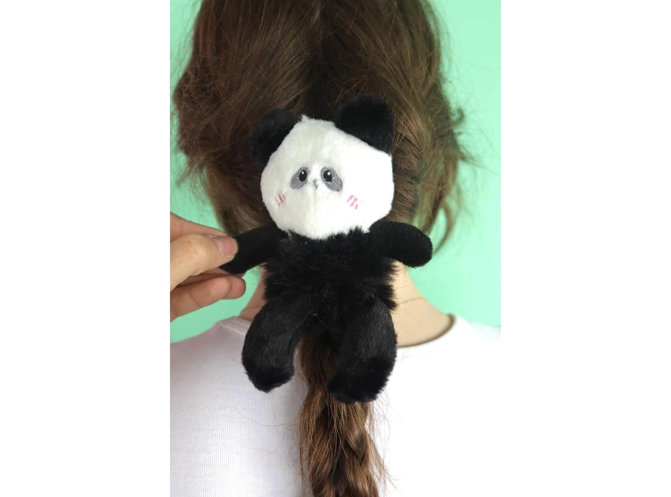 Siyah Ve Beyaz Renk Panda Figürlü Peluş Simit Toka