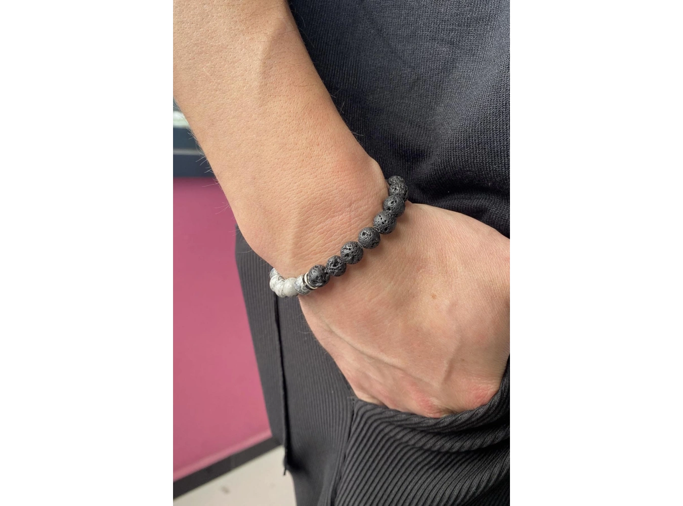 Siyah Ve Gri Renk Boncuk Bileklik