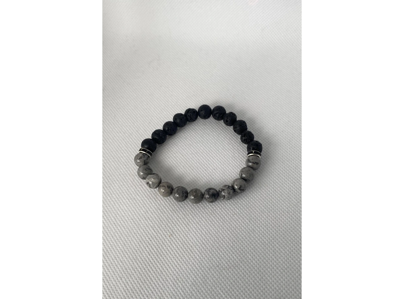 Siyah Ve Gri Renk Boncuk Bileklik