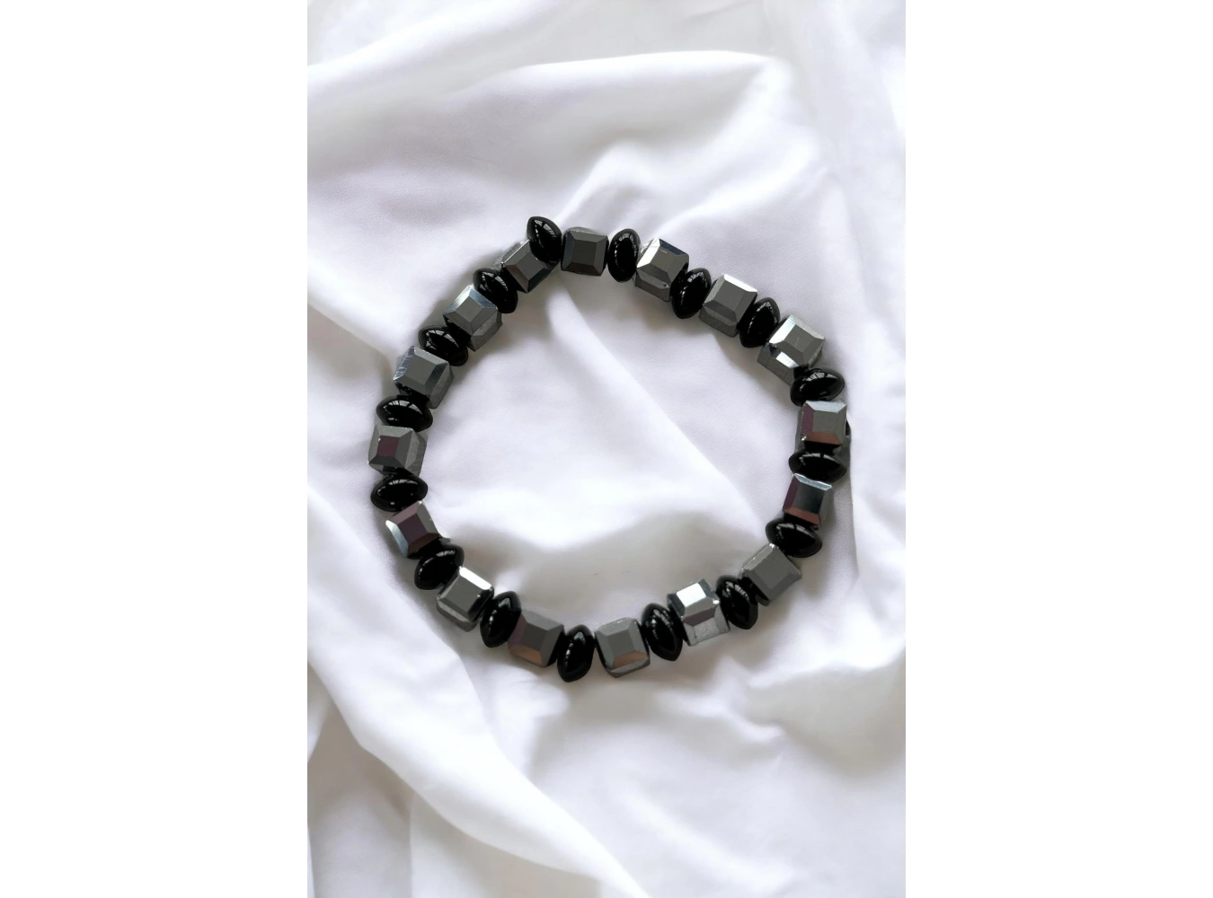 Siyah Ve Gri Renk Boncuklu Erkek Bileklik