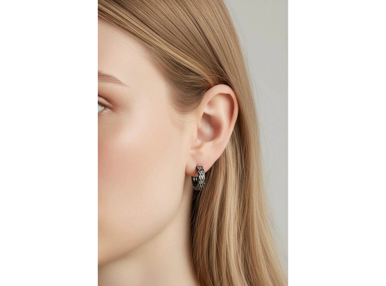 Siyah Ve Gümüş Renk Çelik Halka Küpe (Çift)