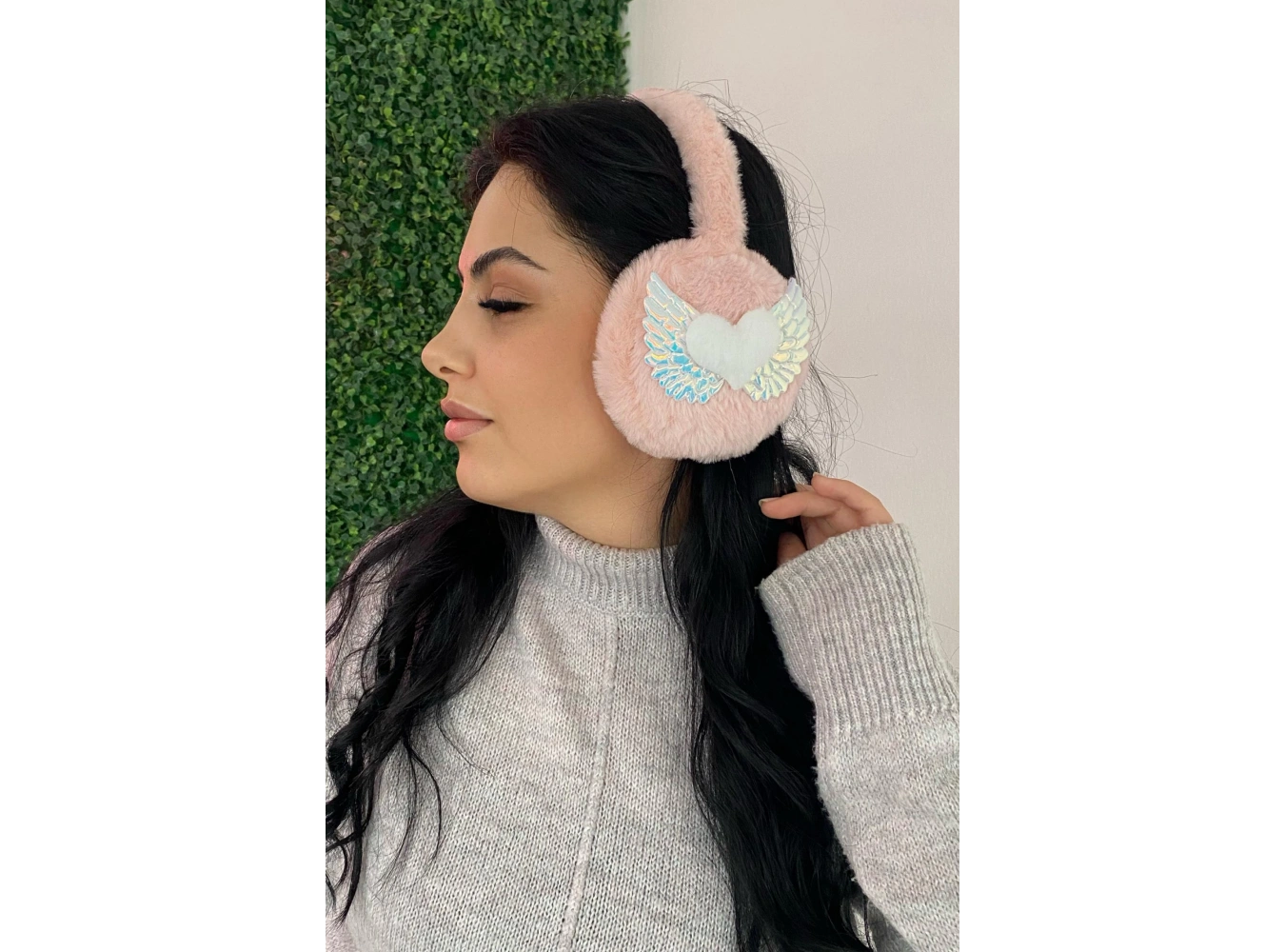 Somon Renk Kalp Detaylı Peluş Kulaklık