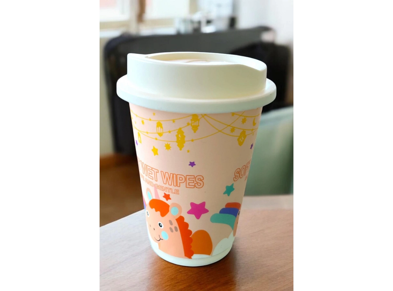 Somon Renk Unicorn Figürlü Anahtarlık Detaylı Kutulu Islak Mendil