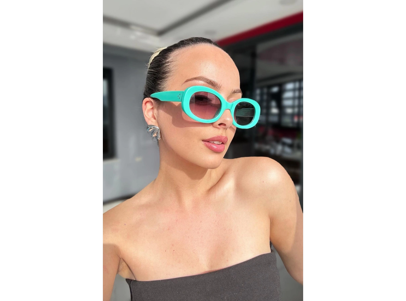 Turkuaz Renk Güneş Gözlüğü