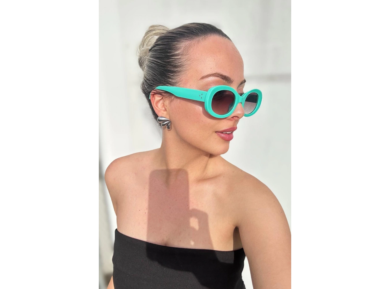 Turkuaz Renk Güneş Gözlüğü