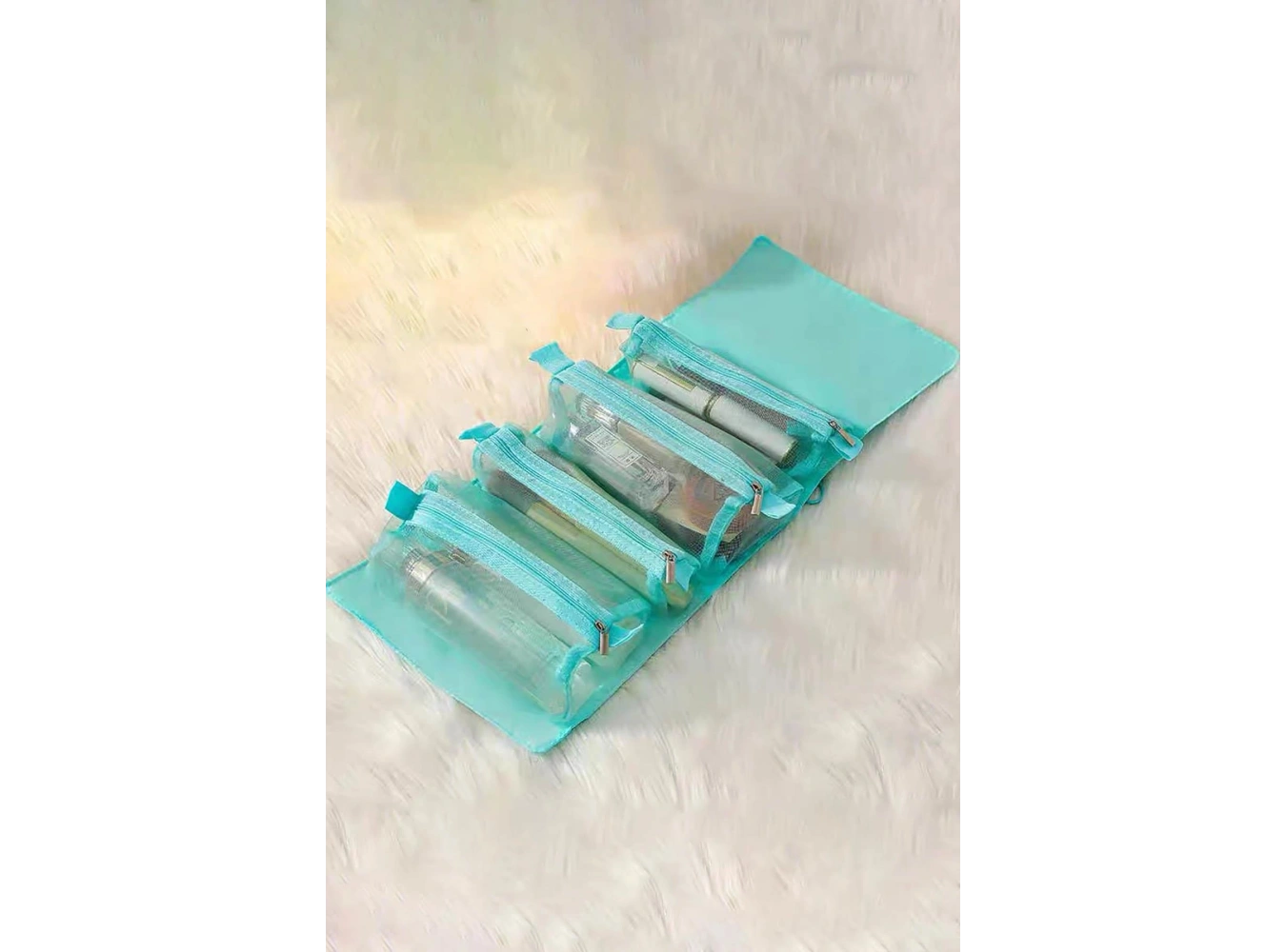 Turkuaz Renk Kozmetik Kişisel Bakım Rulo Haline Gelen Çanta