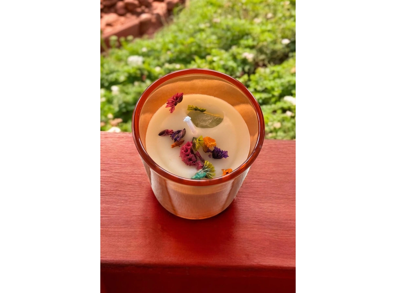 Turuncu Renk Kuru Çiçek Detaylı Mum