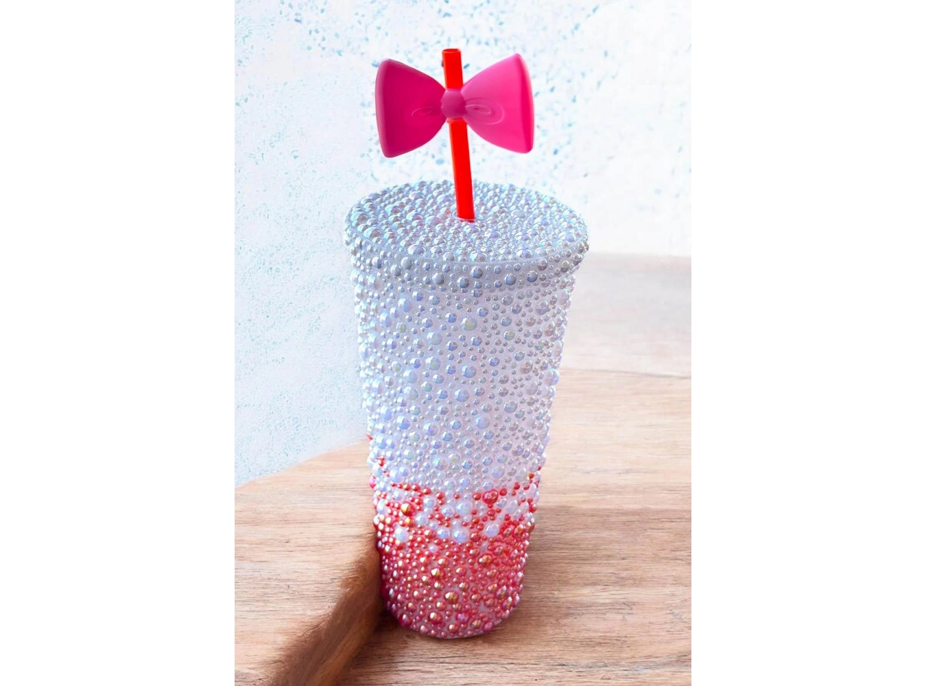 Turuncu Ve Beyaz Renk İnci Detaylı Pipetli Suluk