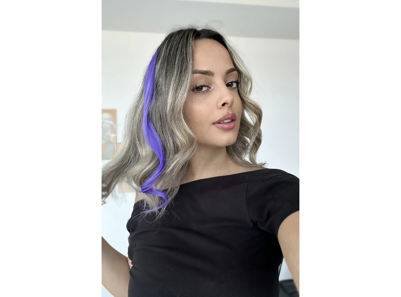 Yan Çıt Çıt Postiş / Mor Renk / 50 Cm