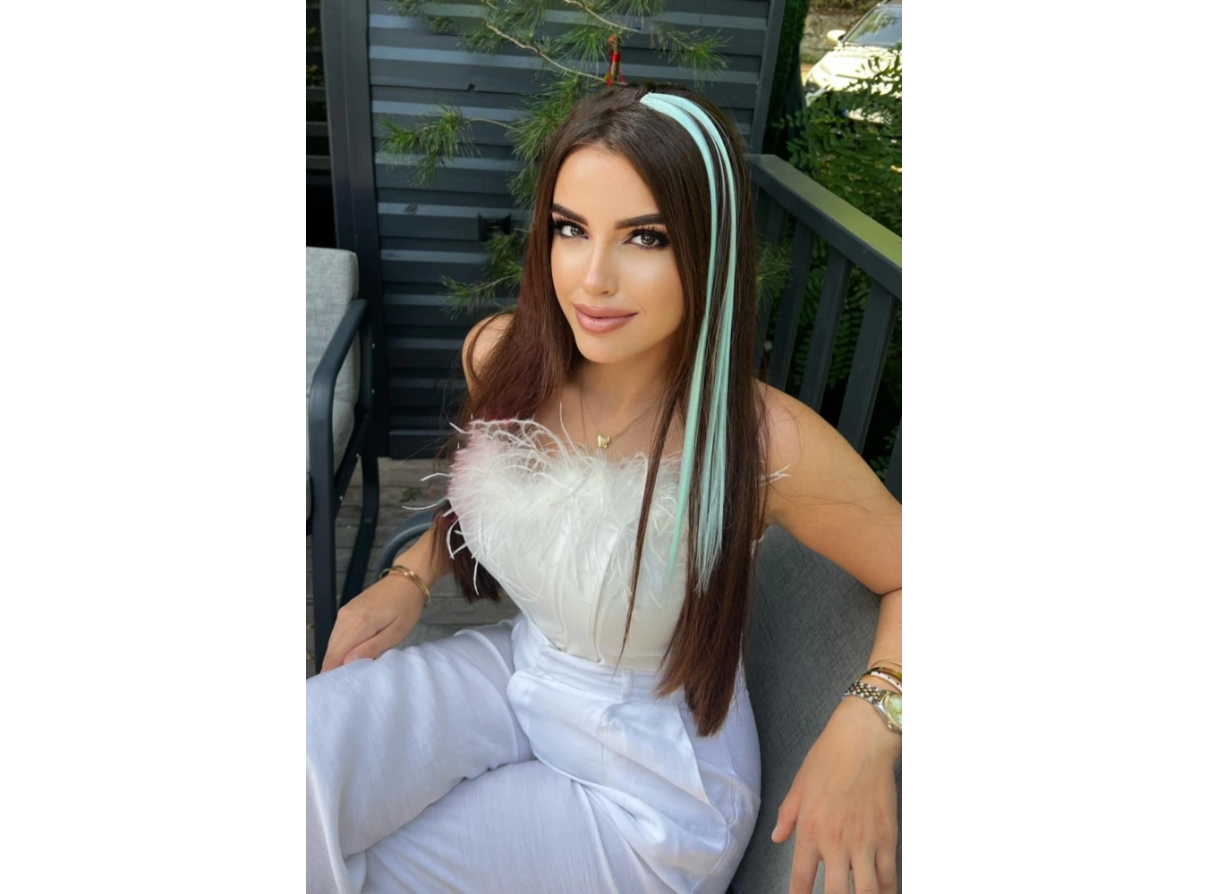 Yan Çıt Çıt Postiş / Su Yeşil Renk / 50 Cm