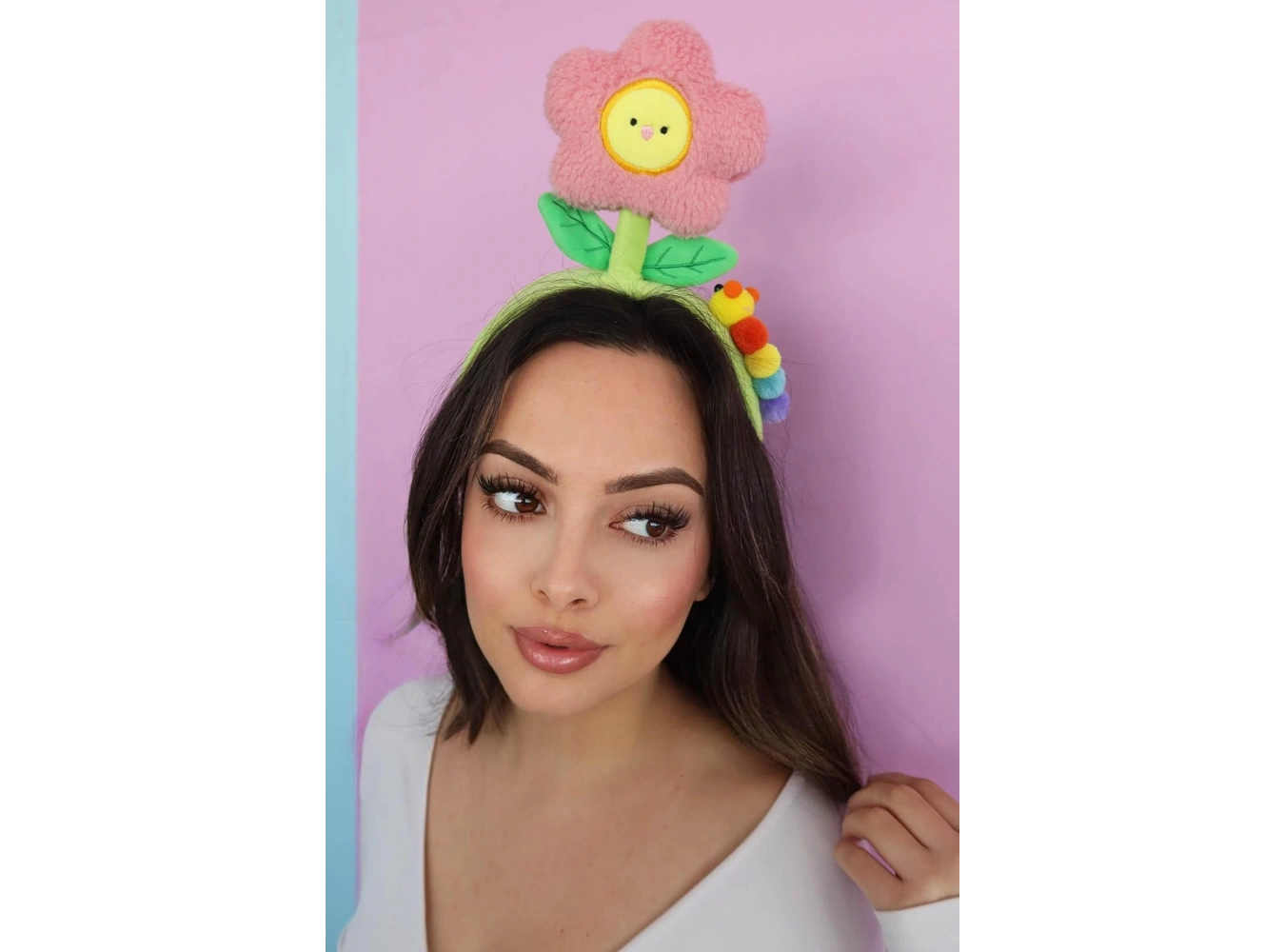 Yeşil Renk Çiçek Figürlü Peluş Taç