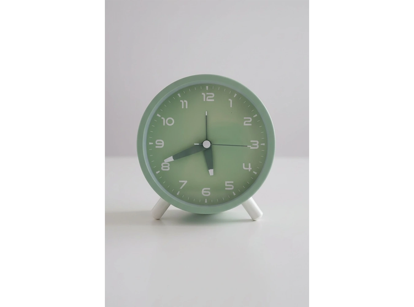 Yeşil Renk Dekoratif Işıklı Alarmlı Masa Saati