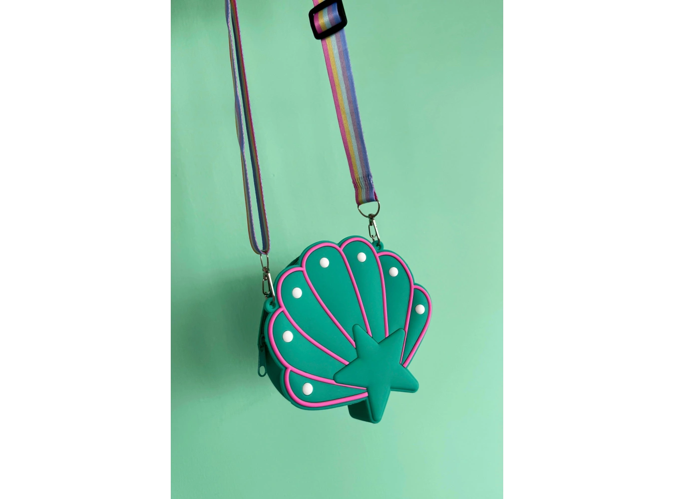 Yeşil Renk Deniz Kabuğu Figürlü Çocuk Çanta