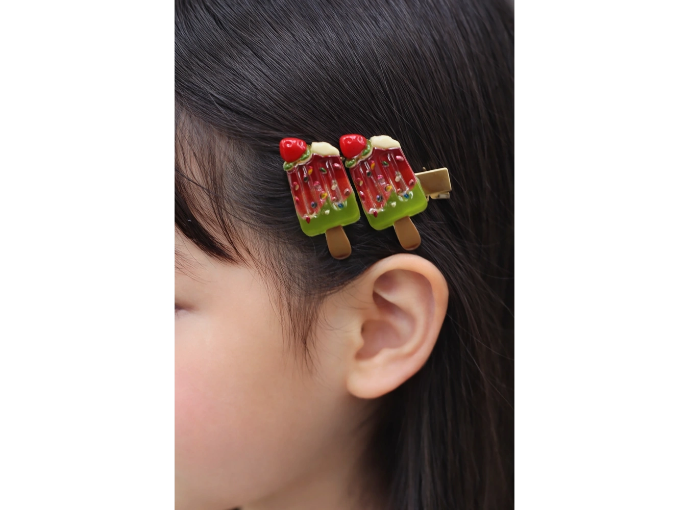 Yeşil Renk Dondurma Figürlü Yan Toka