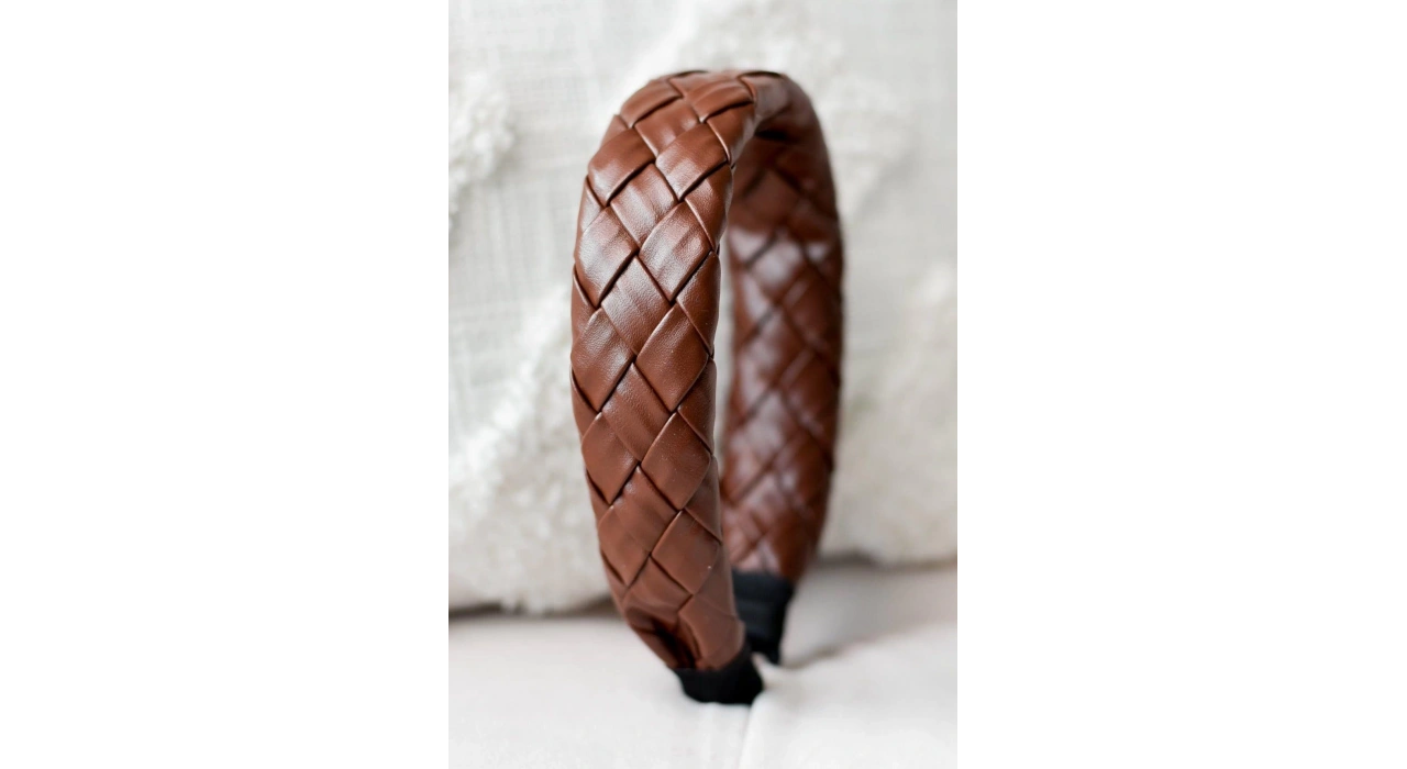 Acı Kahve Renk Örgülü Deri Taç