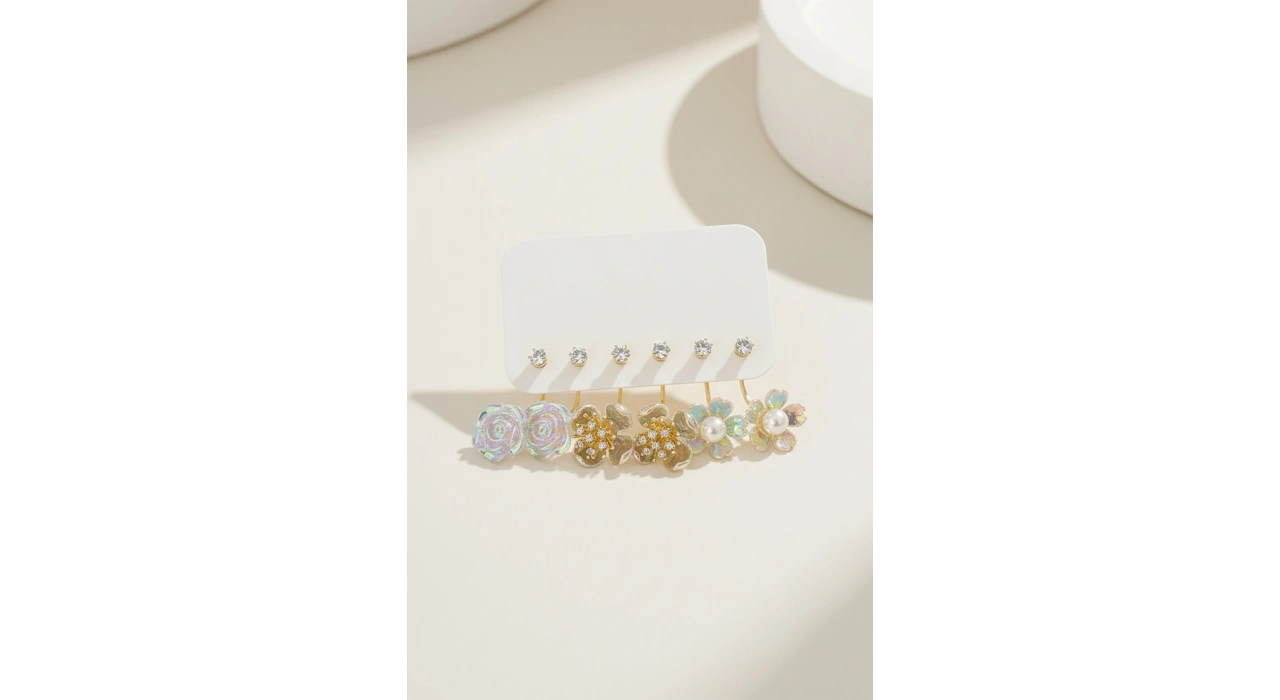 Altın Renk 6lı Çiçek Figürlü Set Küpe