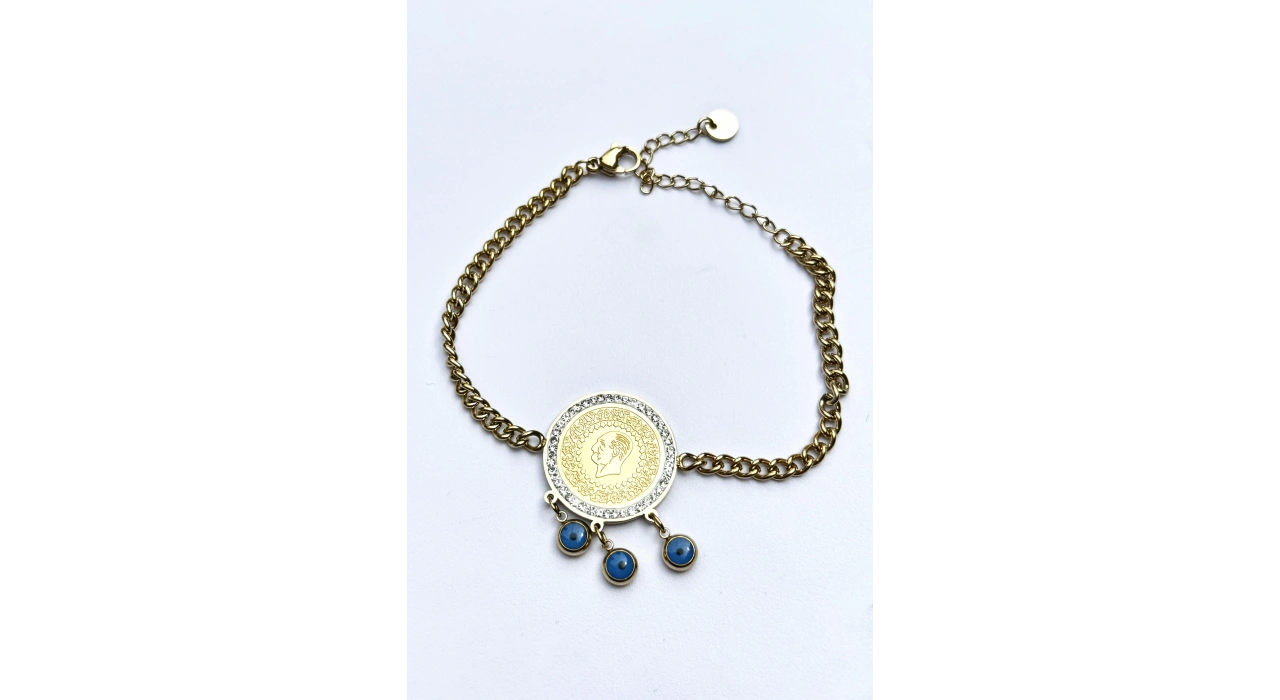 Altın Renk Çeyrek Figürlü Nazar Boncuğu Detaylı Çelik Bileklik