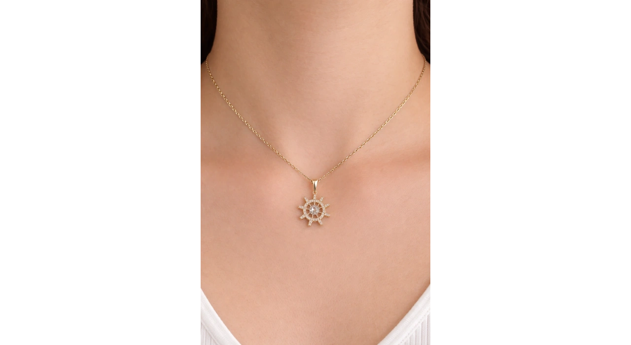 Altın Renk Dümen Detaylı Çelik Xupıng Kolye