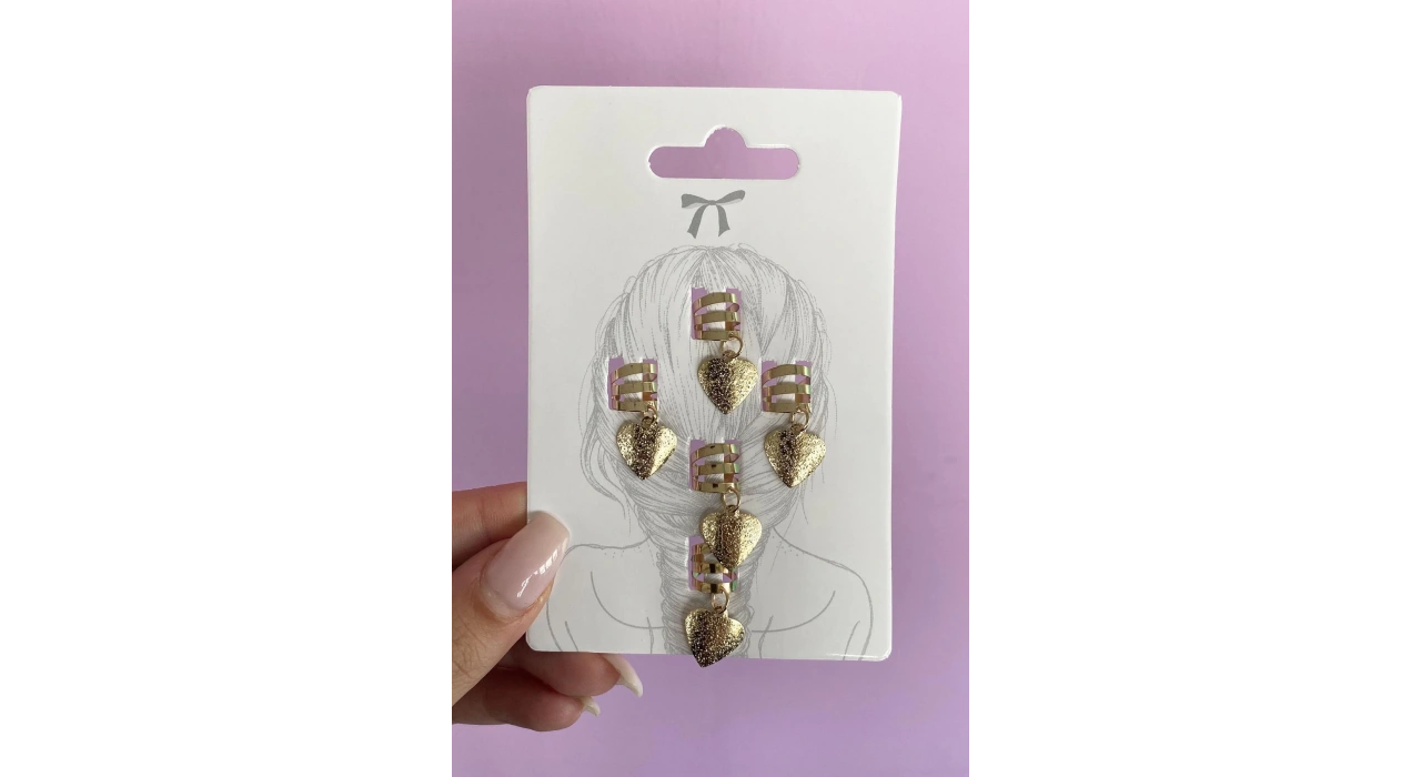 Altın Renk Kalp Figürlü Saç Küpesi