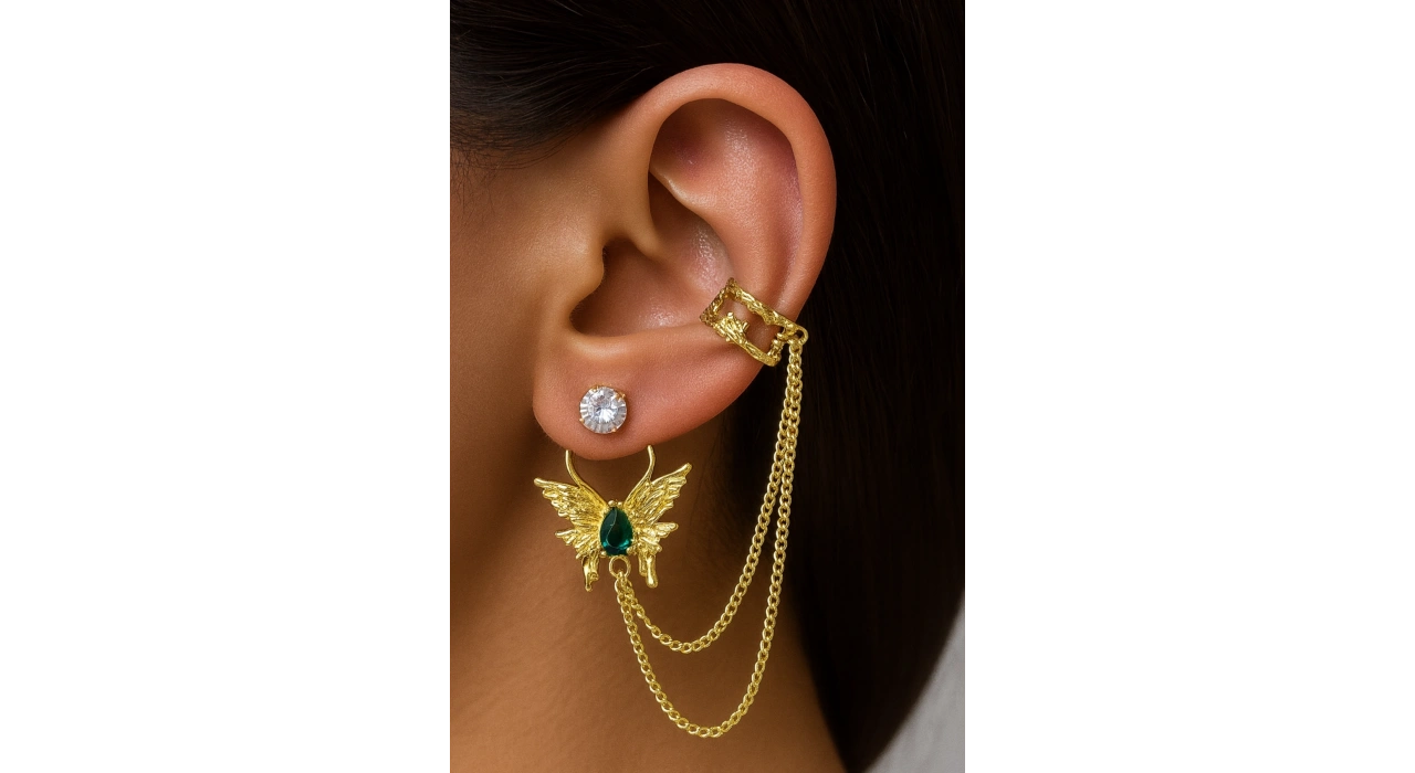 Altın Renk Kelebek Figürlü Taş Detaylı Ear Cuff Küpe Set