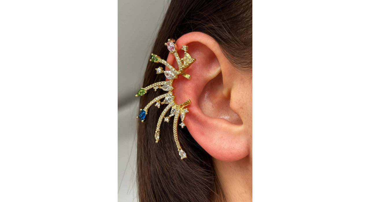 Altın Renk Taş Detaylı 14K Altın Kaplama TX Kulak Aksesuarı (Tek)