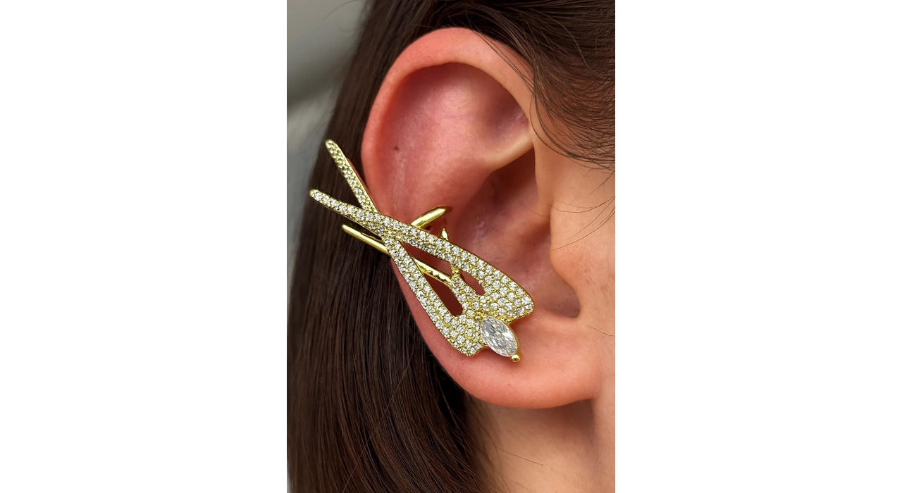 Altın Renk Taş Detaylı 14K Altın Kaplama TX Kulak Aksesuarı (Tek)