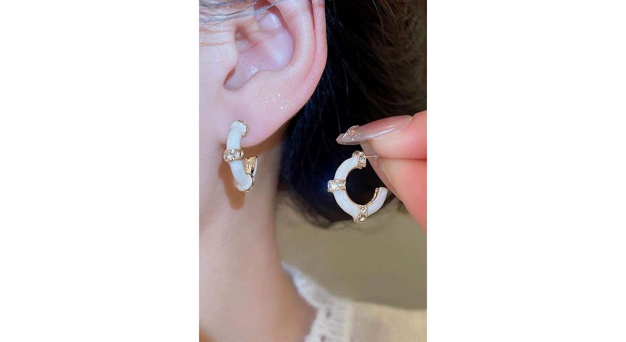 Altın Renk Taş Detaylı 14K Altın Kaplama Xuping Küpe (Çift)